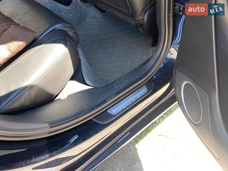 Седан Audi A4 2009 в Литине