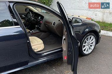 Седан Audi A4 2014 в Киеве