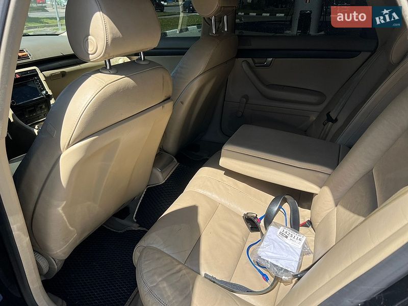 Седан Audi A4 2006 в Хмельницком