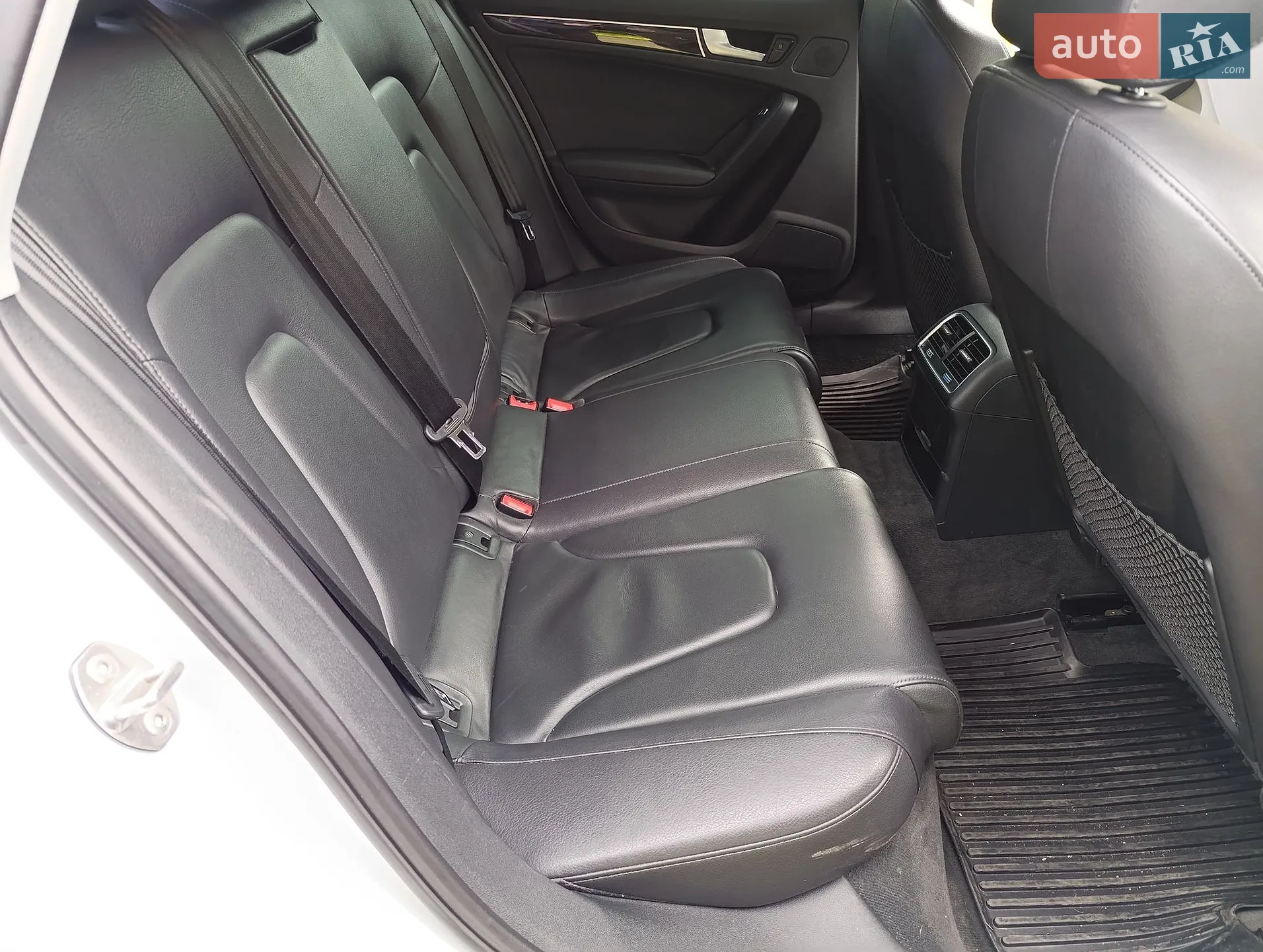 2013 Audi A4 - мініатюра 24