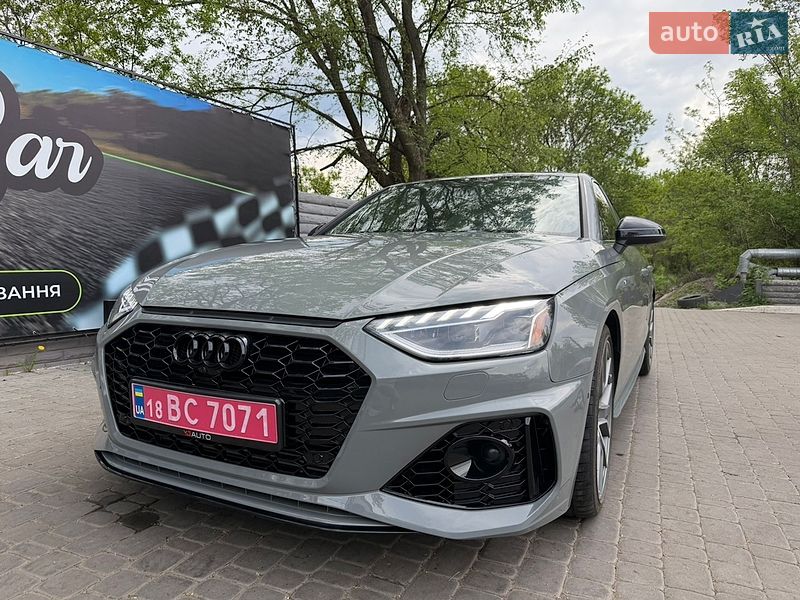 Седан Audi A4 2021 в Харькове