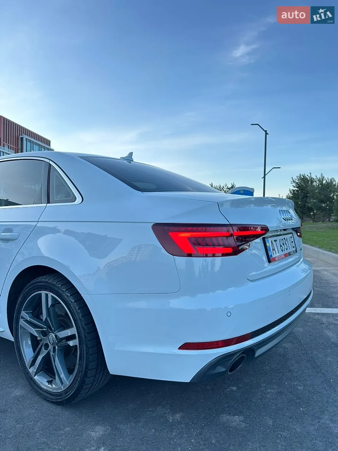 2018 Audi A4 - мініатюра 8