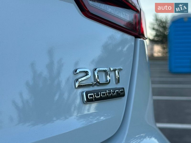 Седан Audi A4 2018 в Ровно