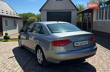 Седан Audi A4 2011 в Киеве