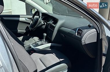 Седан Audi A4 2011 в Киеве