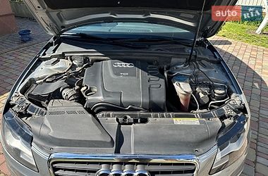 Седан Audi A4 2011 в Киеве