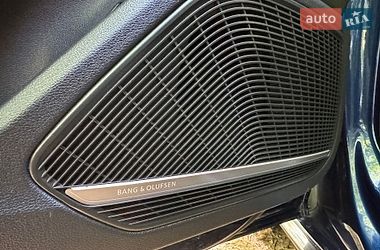 Седан Audi A4 2017 в Хмельницком