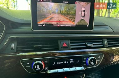 Седан Audi A4 2017 в Хмельницком