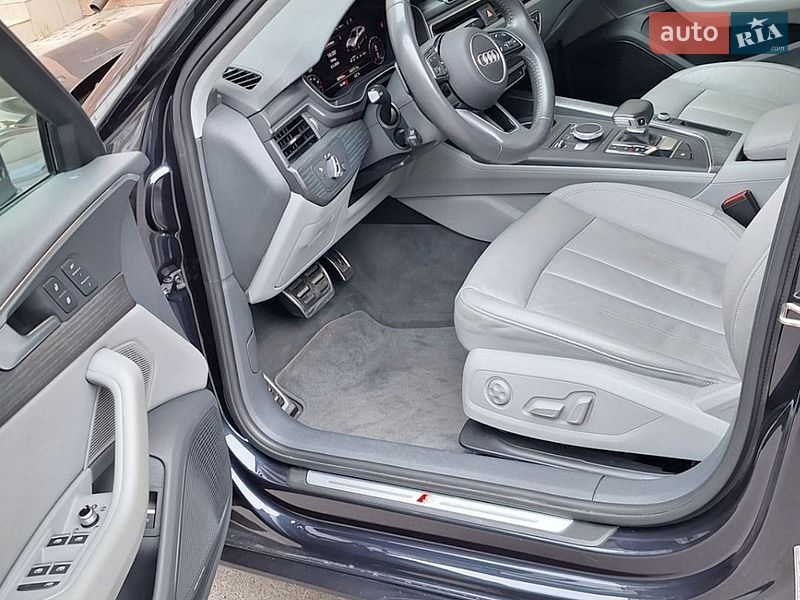 Седан Audi A4 2017 в Киеве