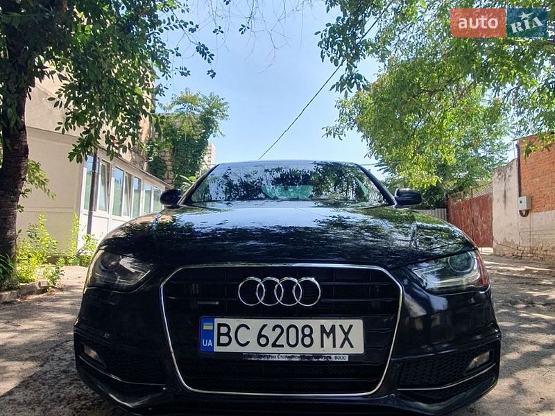 Седан Audi A4 2015 в Николаеве