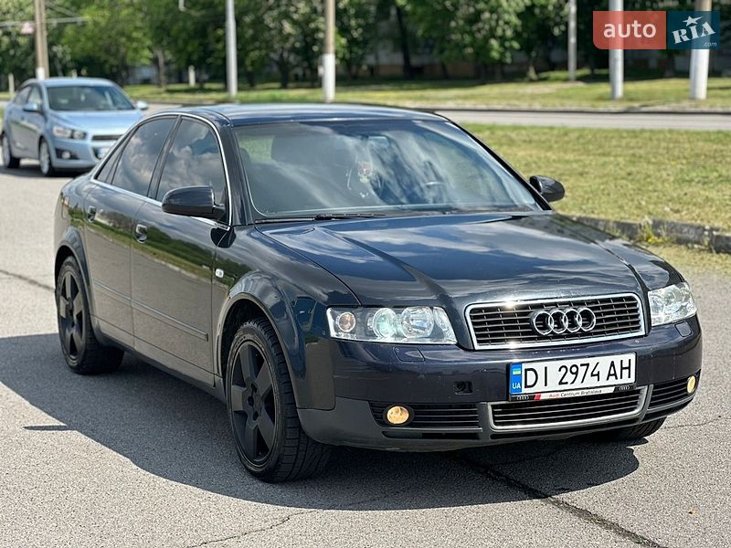 Седан Audi A4 2001 в Харькове