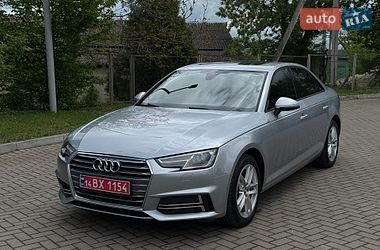 Седан Audi A4 2016 в Самборе