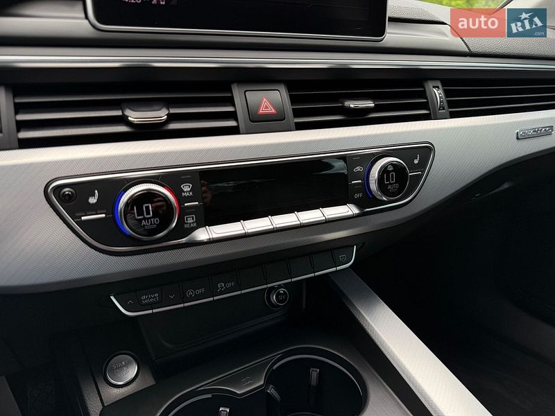 Седан Audi A4 2016 в Самборе