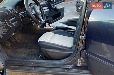 Седан Audi A4 1996 в Гостомеле
