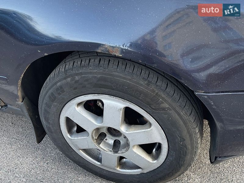 Седан Audi A4 1996 в Гостомеле