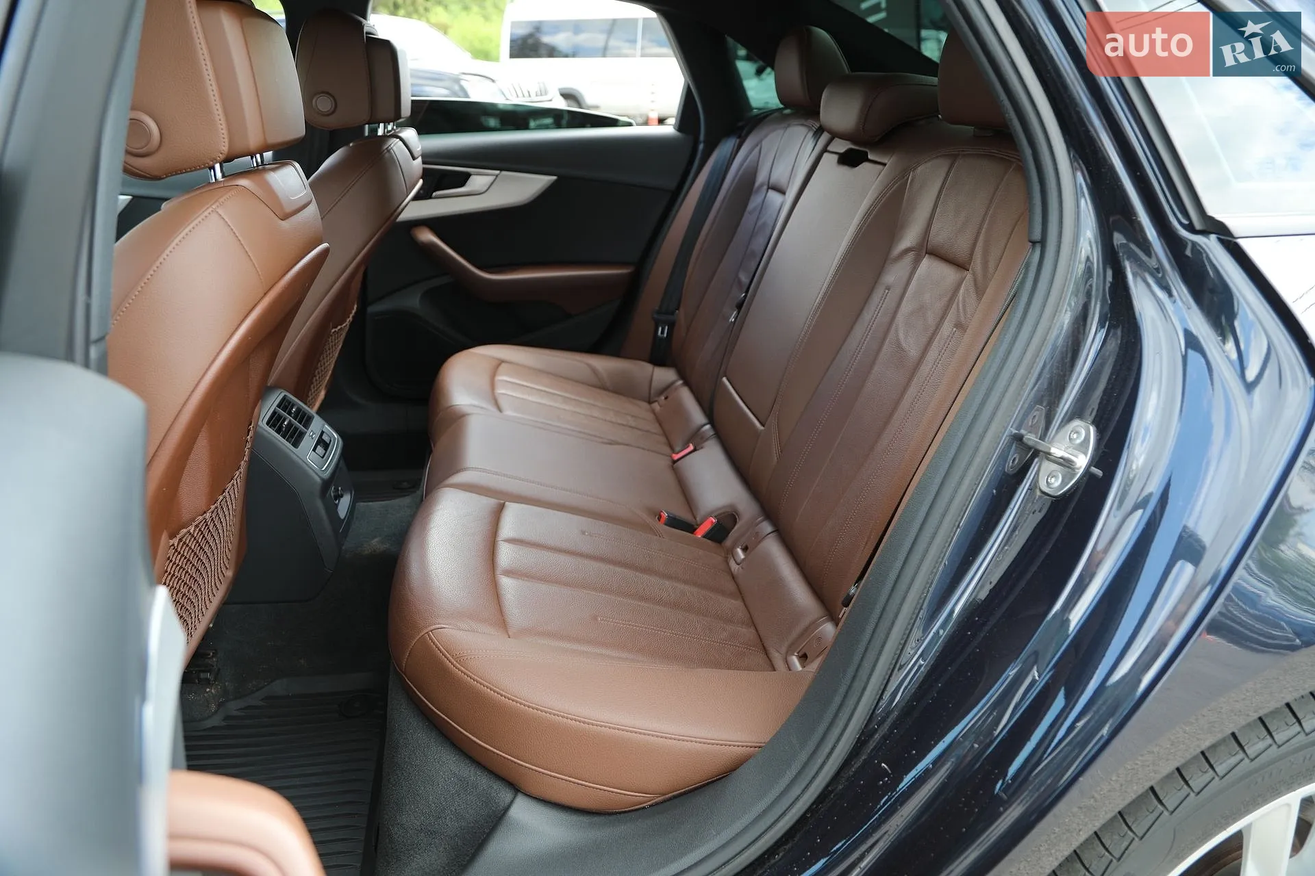 2016 Audi A4 - мініатюра 13
