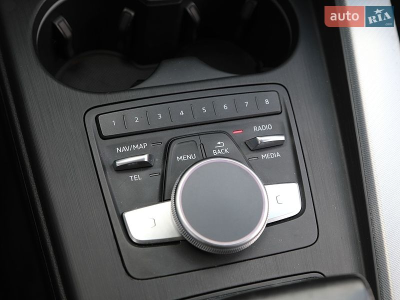 Седан Audi A4 2016 в Харькове