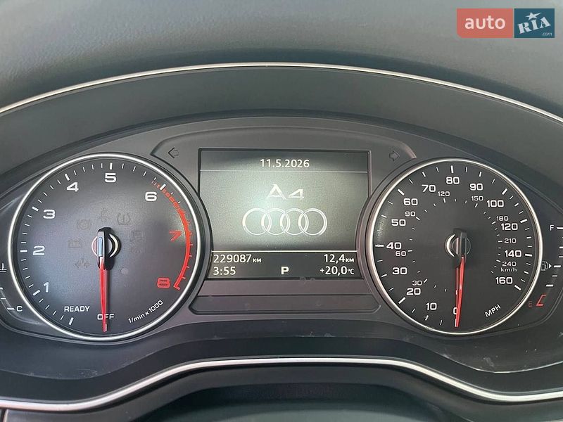 Седан Audi A4 2016 в Рівному