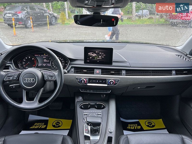 Седан Audi A4 2019 в Львове