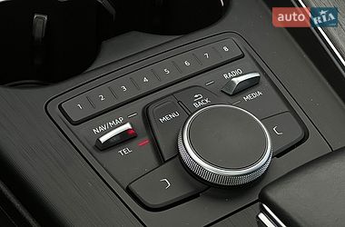 Седан Audi A4 2019 в Львове