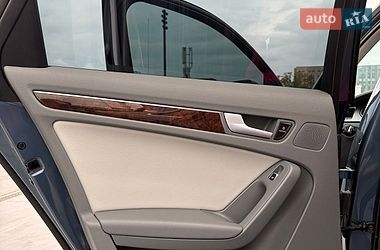 Седан Audi A4 2014 в Киеве
