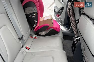 Седан Audi A4 2014 в Киеве