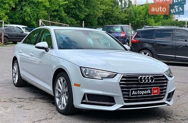 Седан Audi A4 2019 в Александрие