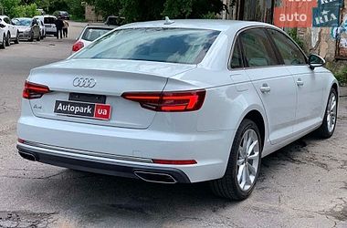 Седан Audi A4 2019 в Александрие