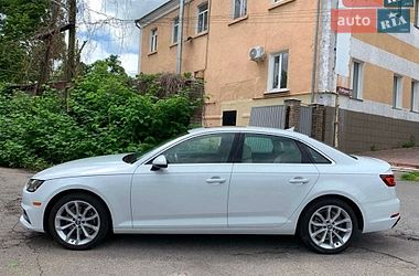 Седан Audi A4 2019 в Житомире