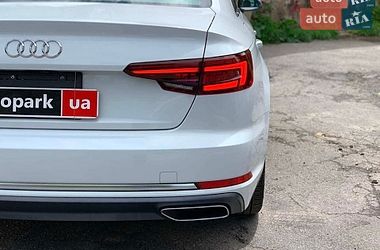 Седан Audi A4 2019 в Александрие