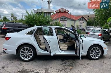 Седан Audi A4 2019 в Александрие