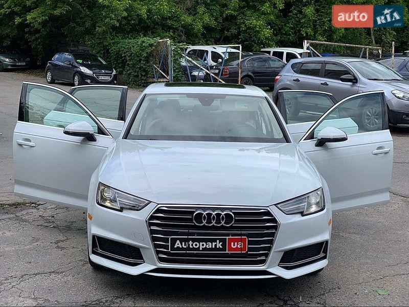 Седан Audi A4 2019 в Житомире