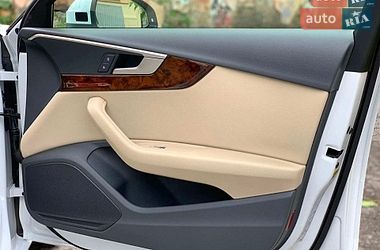 Седан Audi A4 2019 в Александрие
