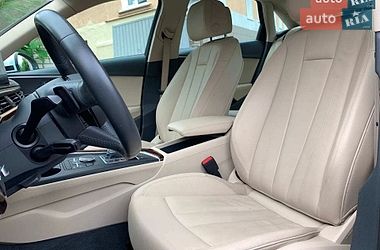 Седан Audi A4 2019 в Александрие