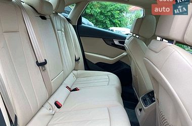 Седан Audi A4 2019 в Александрие