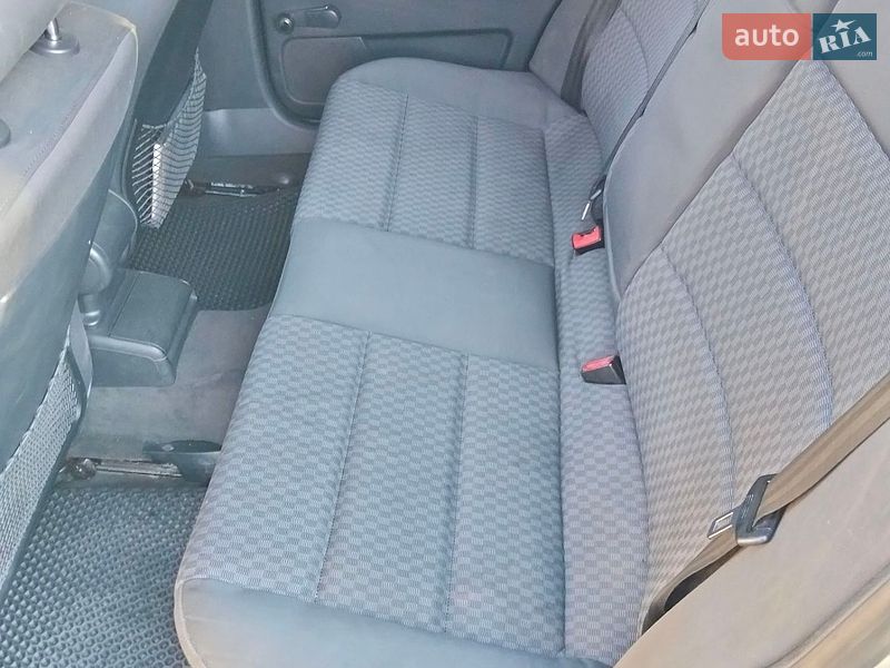Універсал Audi A4 1999 в Яворові