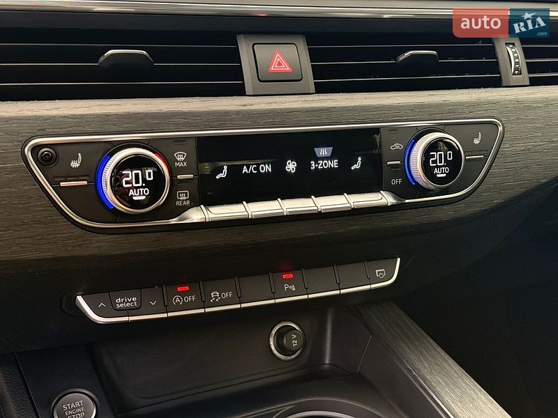 Седан Audi A4 2017 в Киеве