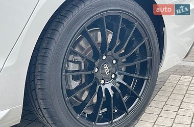 Седан Audi A4 2022 в Києві