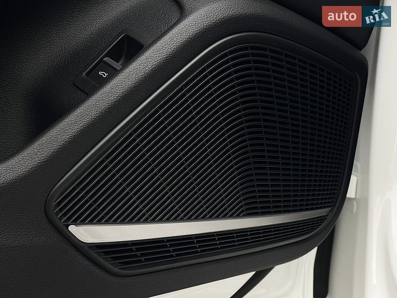 Седан Audi A4 2022 в Києві