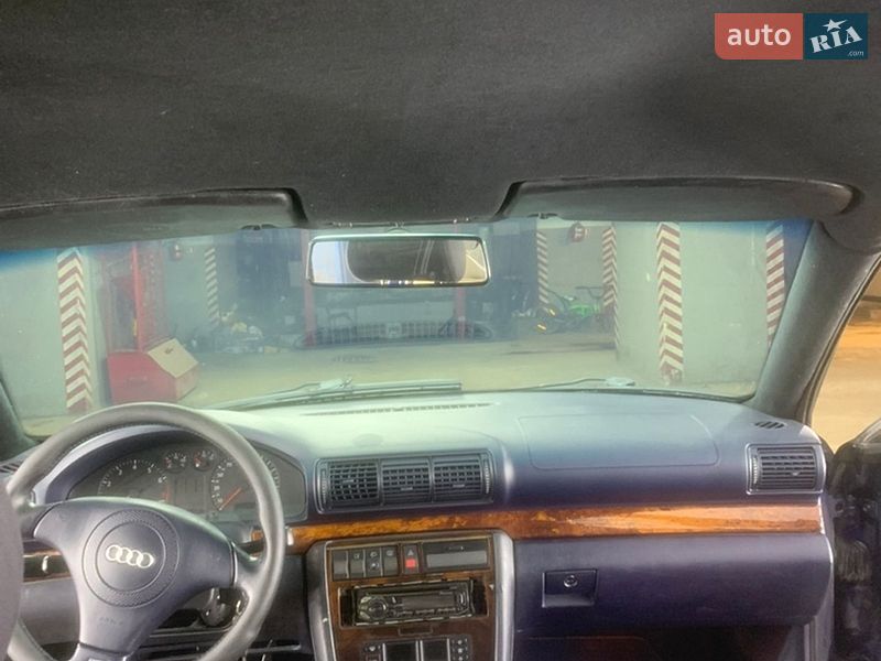 Універсал Audi A4 1998 в Львові
