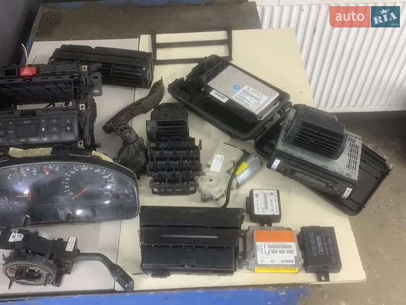 Універсал Audi A4 1998 в Львові фото 23 Універсал Audi A4 1998 в Львові