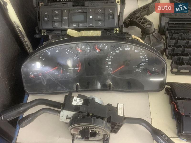 Універсал Audi A4 1998 в Львові фото 24 Універсал Audi A4 1998 в Львові