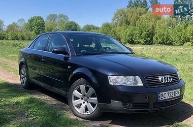 Седан Audi A4 2002 в Глинянах