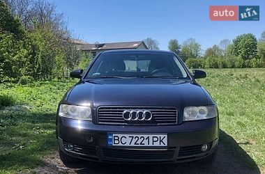Седан Audi A4 2002 в Глинянах