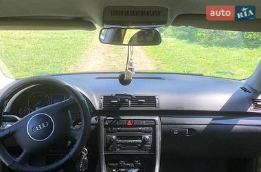 Седан Audi A4 2002 в Глинянах