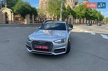 Седан Audi A4 2018 в Харкові
