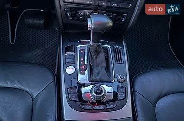 Седан Audi A4 2014 в Львове