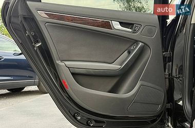 Седан Audi A4 2014 в Рівному