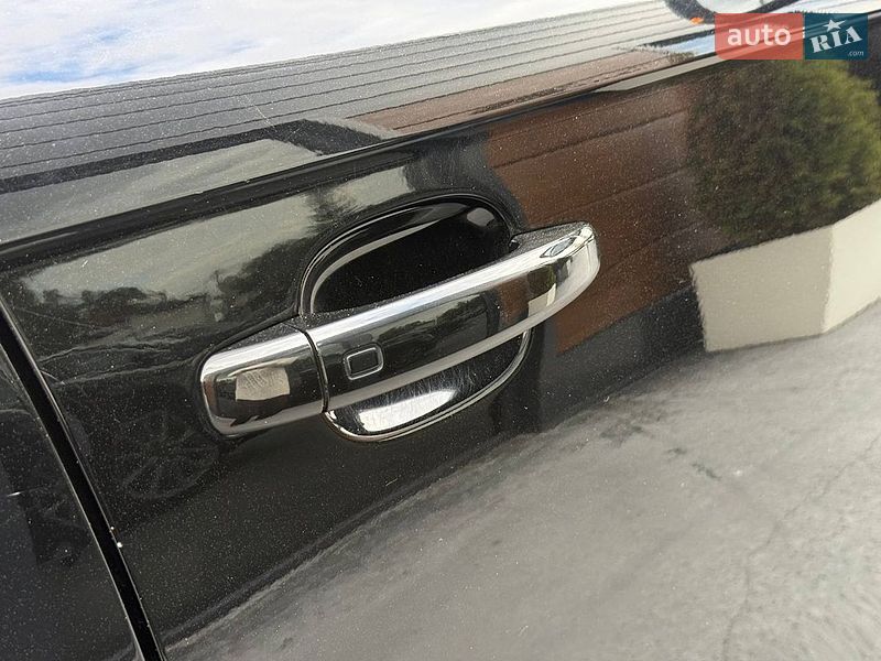Седан Audi A4 2014 в Рівному