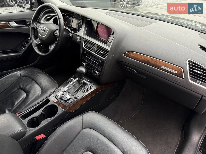 Седан Audi A4 2014 в Рівному